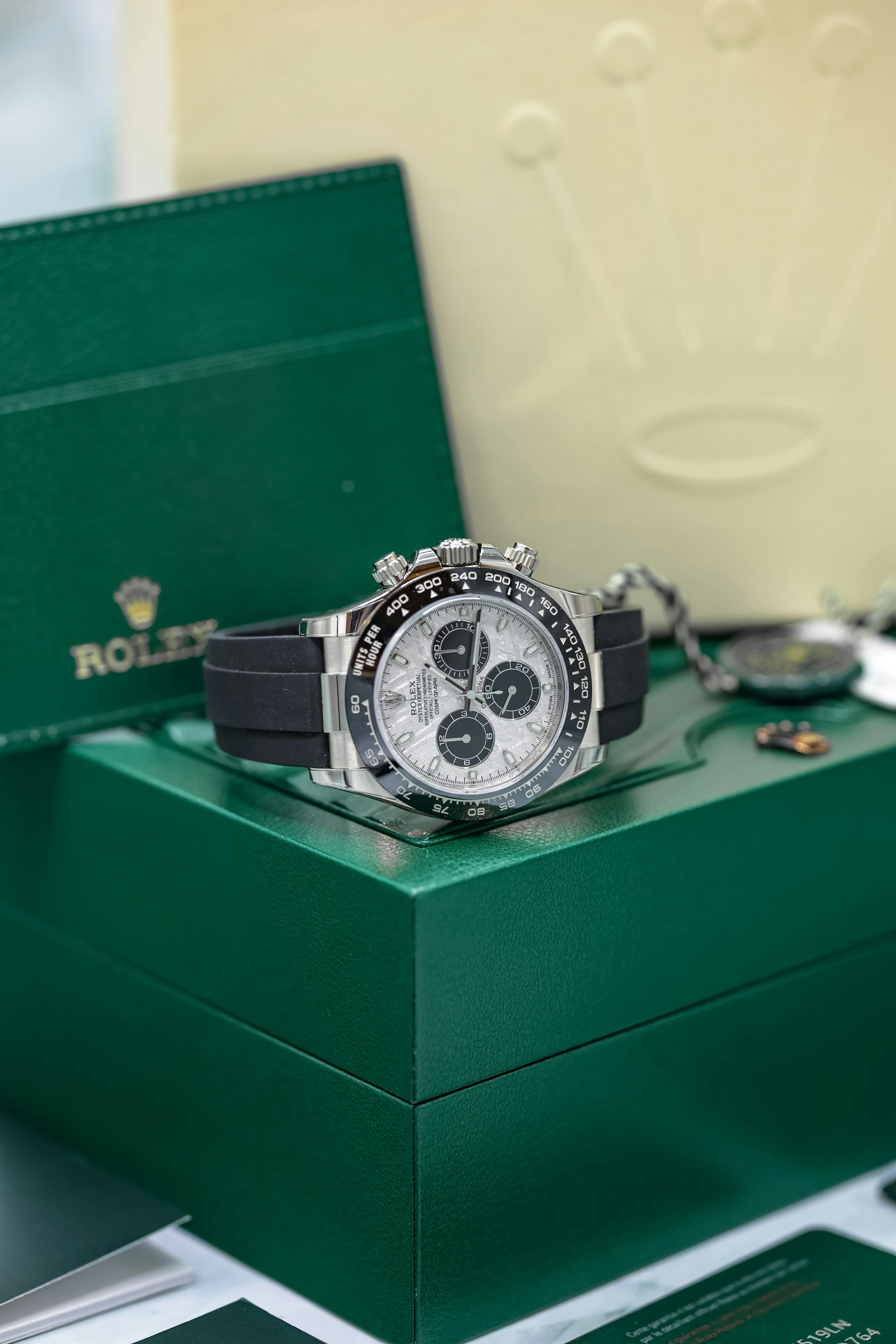 Rolex Daytona 116519LN 40mm White gold and Cerachrom Meteorite 11