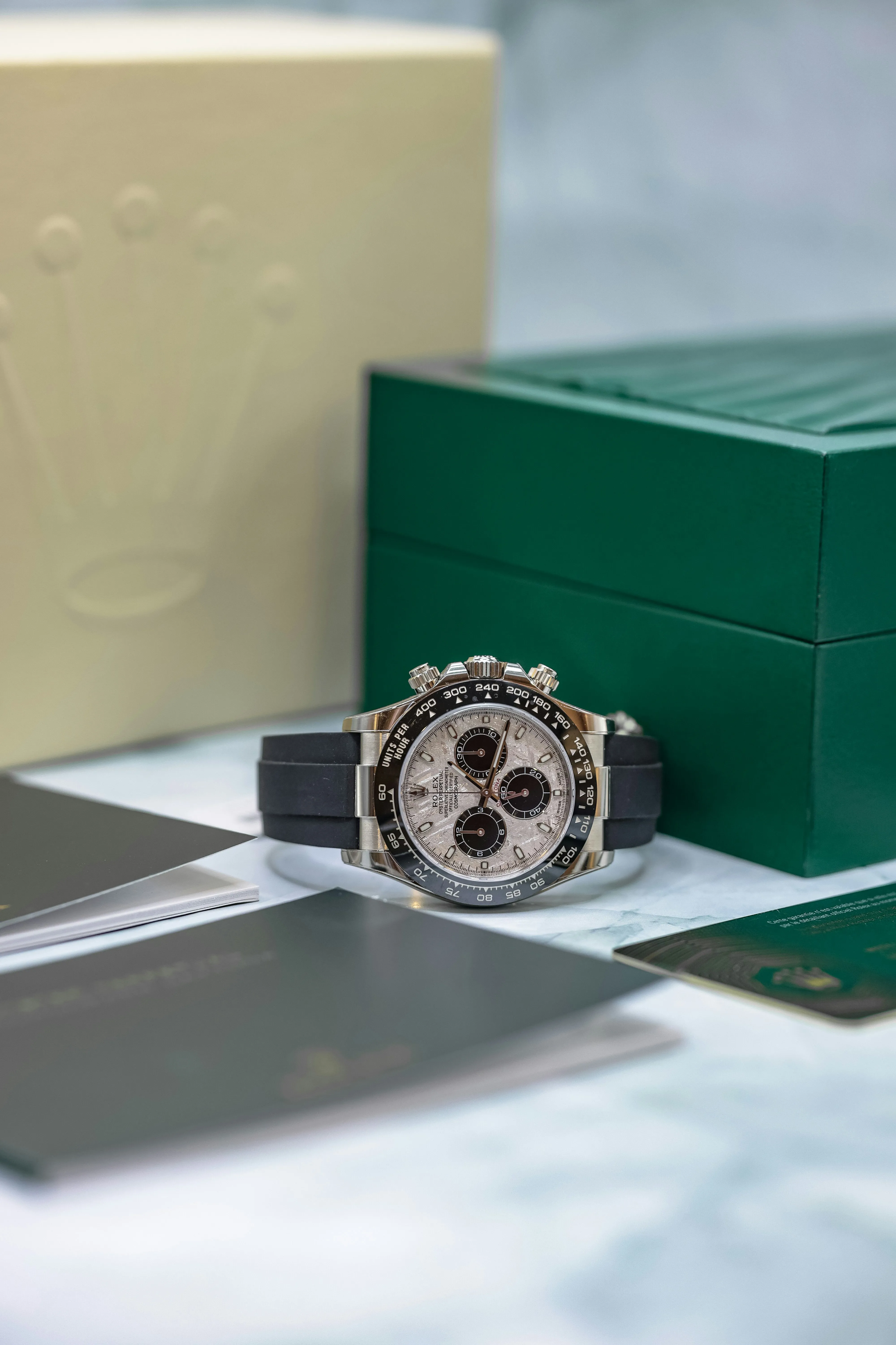 Rolex Daytona 116519LN 40mm White gold and Cerachrom Meteorite 13