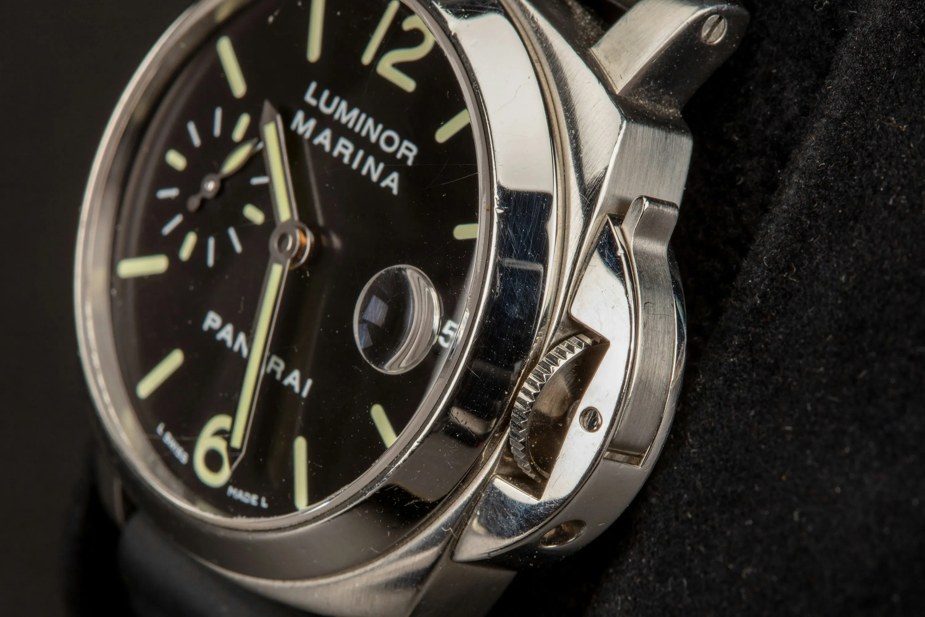 Panerai Luminor Marina Automatic PAM 00048 40mm Stainless steel Black 1