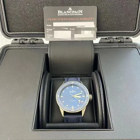 Blancpain Fifty Fathoms 5000-0240-O52A 43.6mm Ceramic Blue