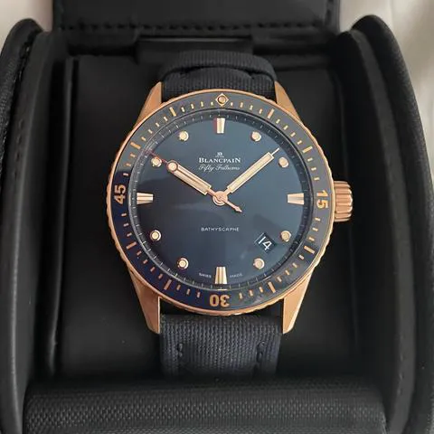 Blancpain Fifty Fathoms 5000-36S40-O52A 43mm Rose gold Blue