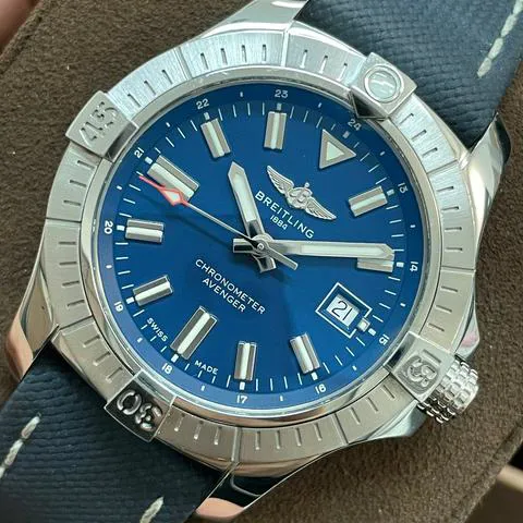 Breitling Avenger A17318101C1X1 43mm Stainless steel Blue 1