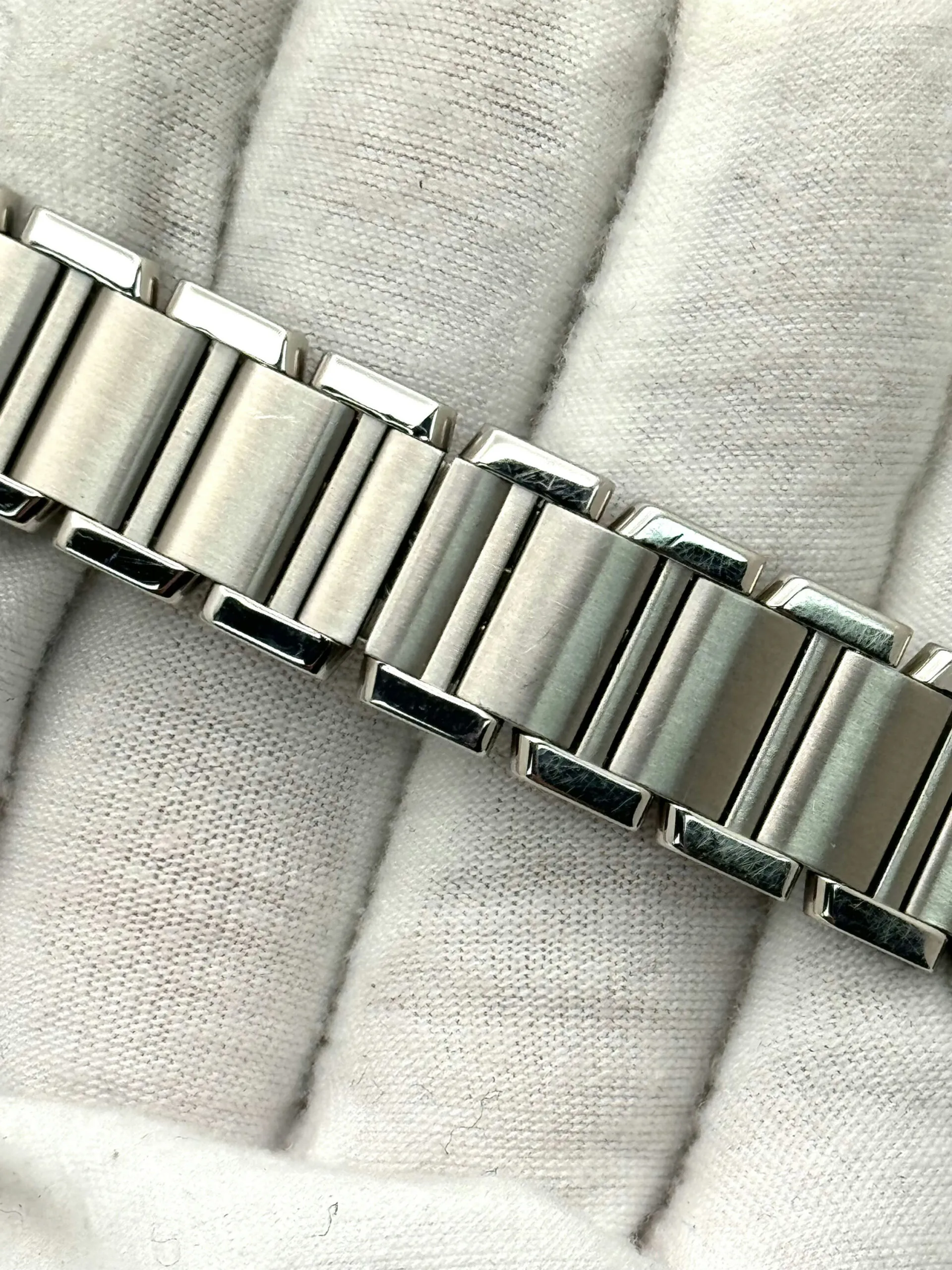 Cartier Tank Française W51008Q3 20mm Stainless steel White 2