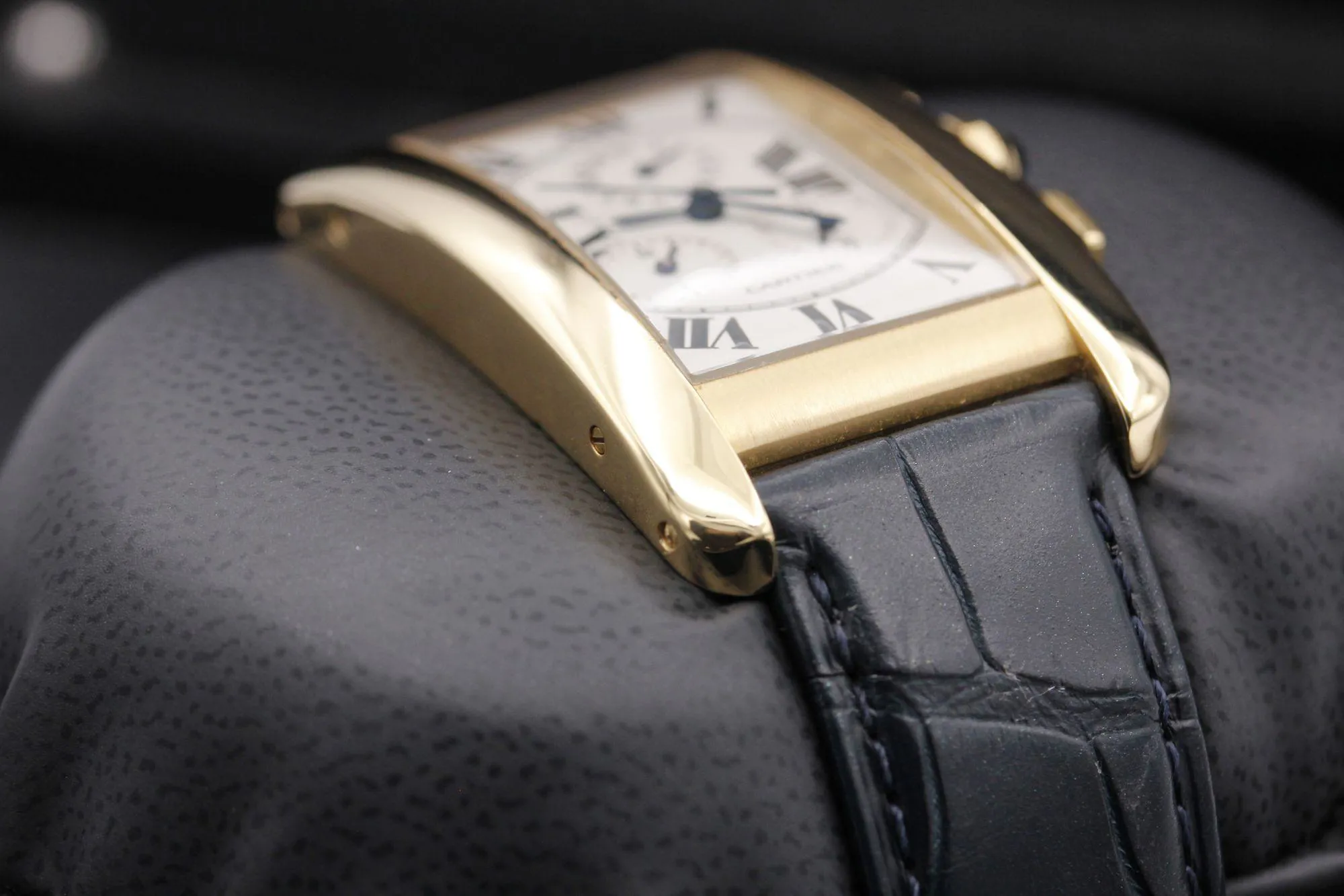 Cartier Tank Américaine 1730 45mm Yellow gold White 5