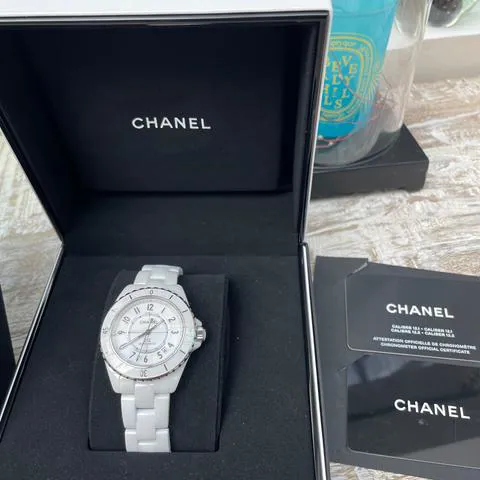 Chanel J12 H5700 38mm White ceramic White 5