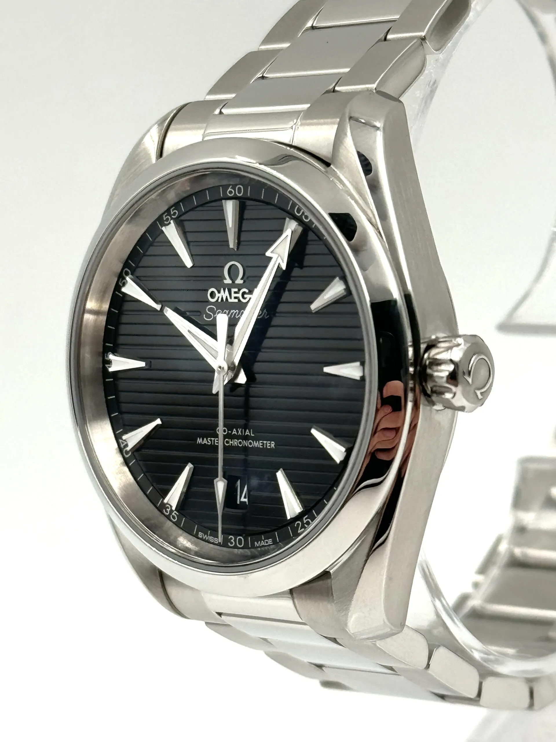 Omega Aqua Terra 220.10.38.20.01.001 38mm Stainless steel Black 3