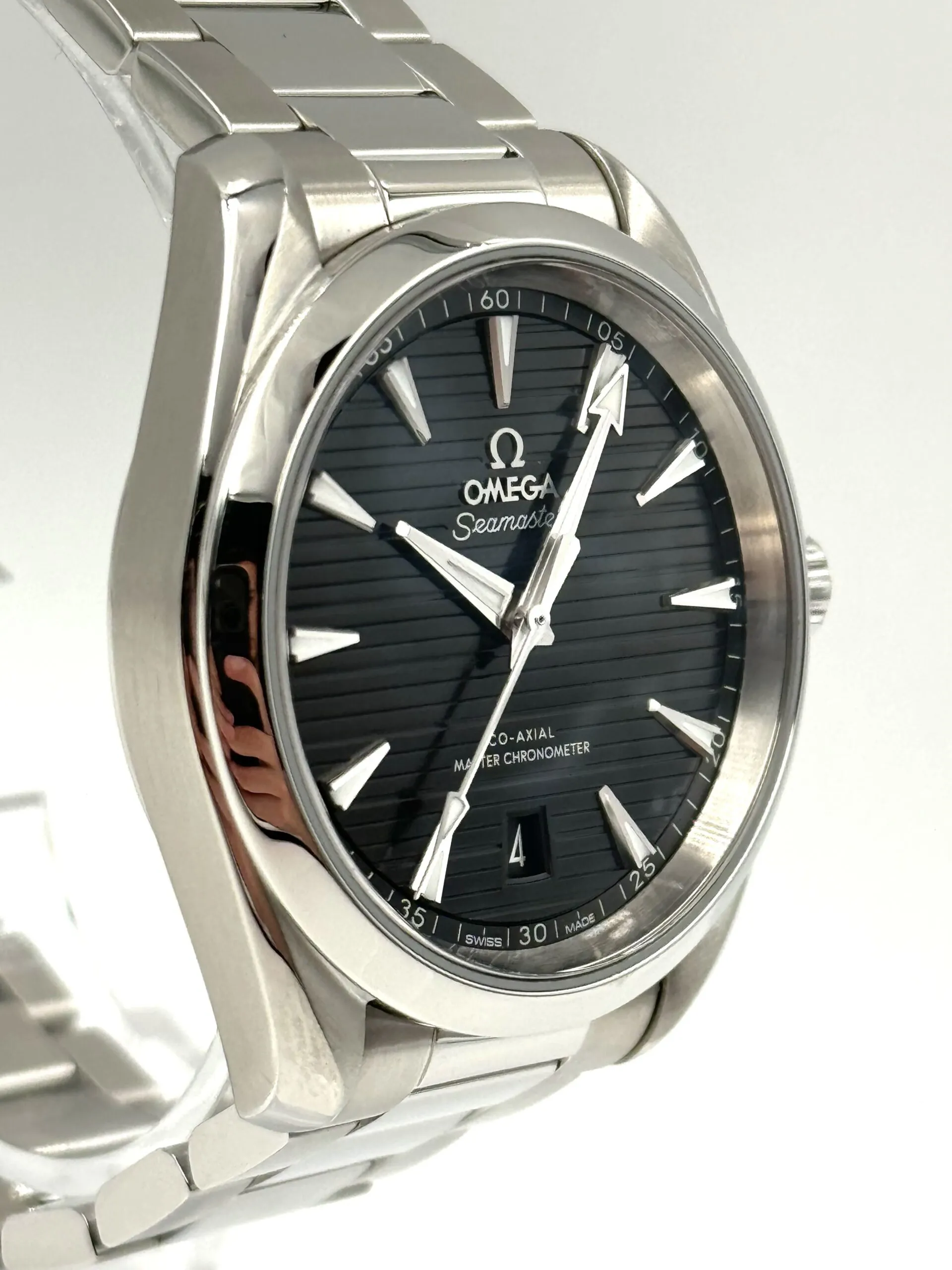 Omega Aqua Terra 220.10.38.20.01.001 38mm Stainless steel Black 1