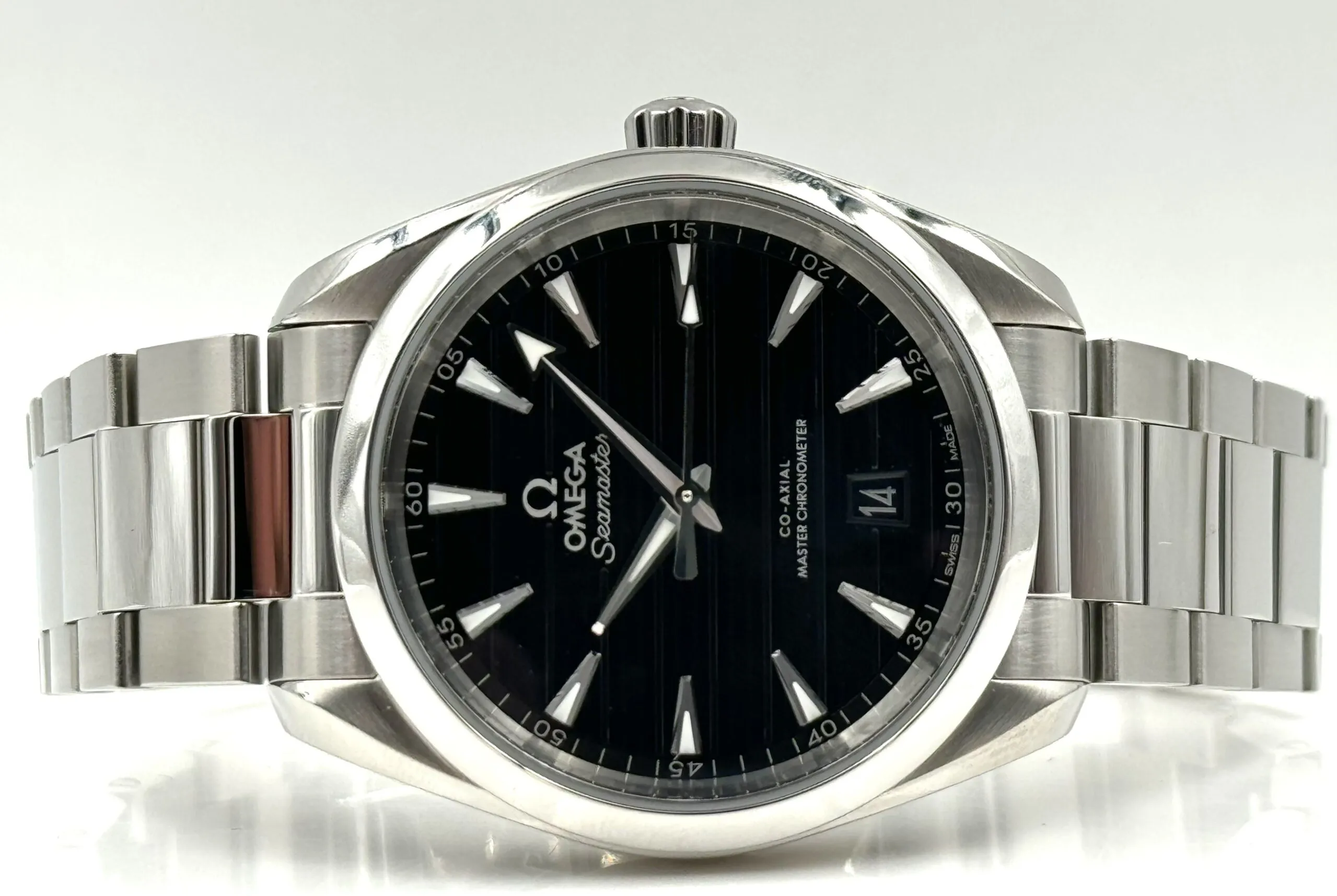 Omega Aqua Terra 220.10.38.20.01.001 38mm Stainless steel Black 4