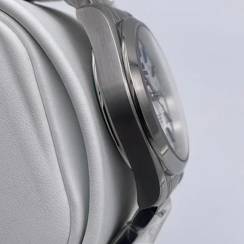 Omega Aqua Terra 231.90.43.22.04.001 43mm Titanium White 4