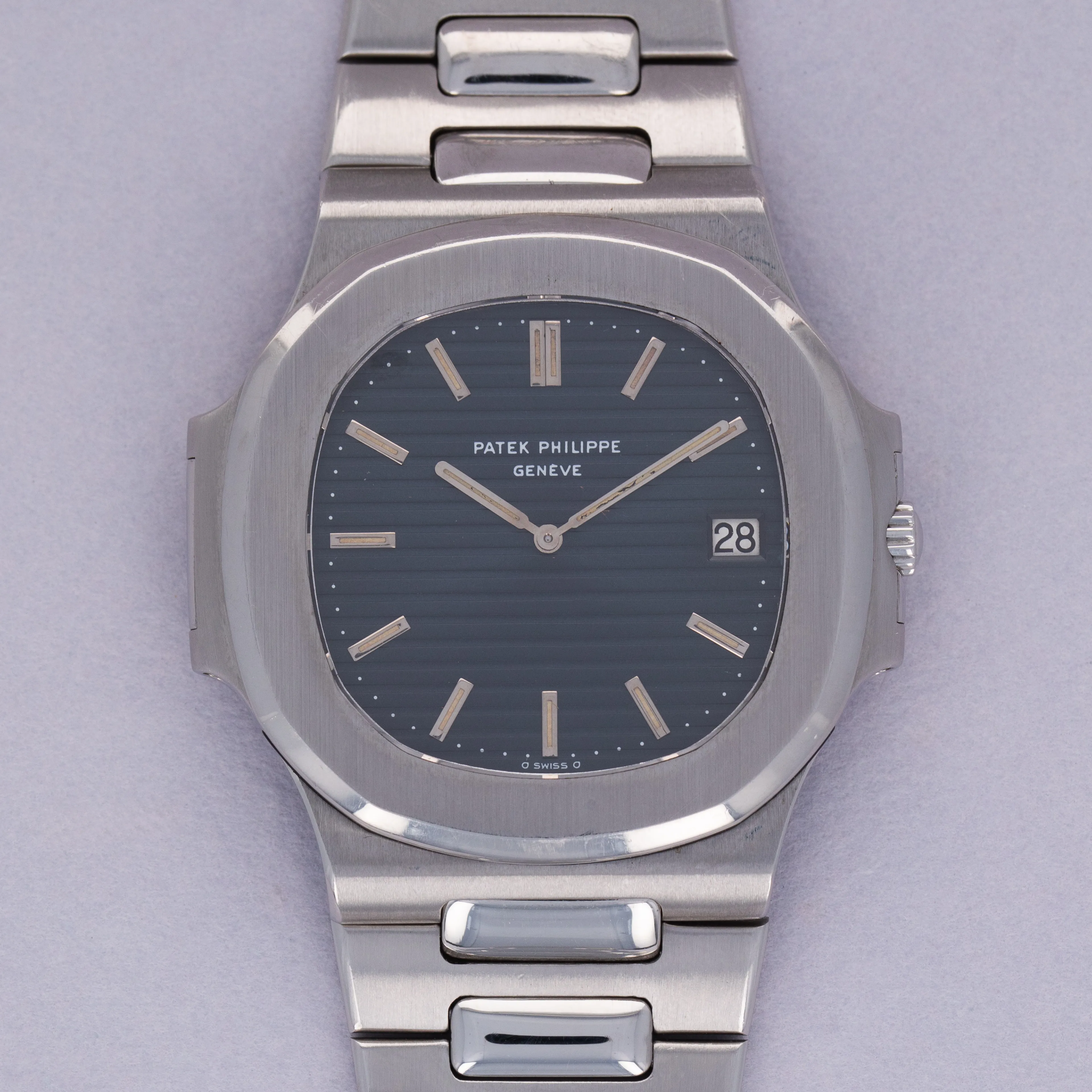 Patek Philippe Nautilus 3700/1A 42mm Stainless steel Blue