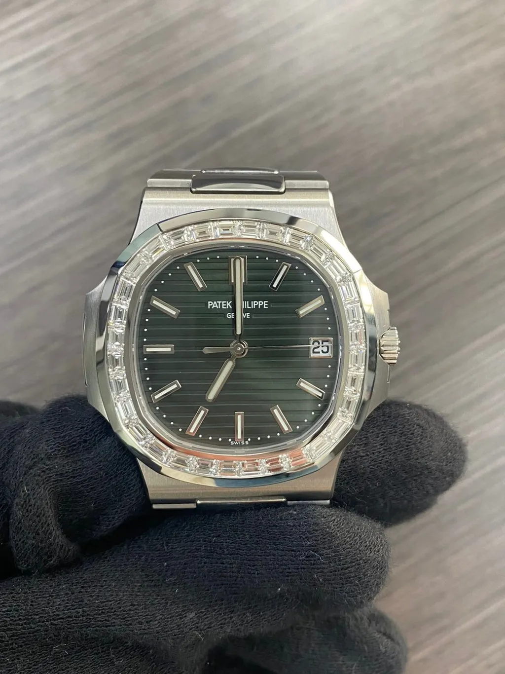 Patek Philippe Nautilus 5711/1300A Green