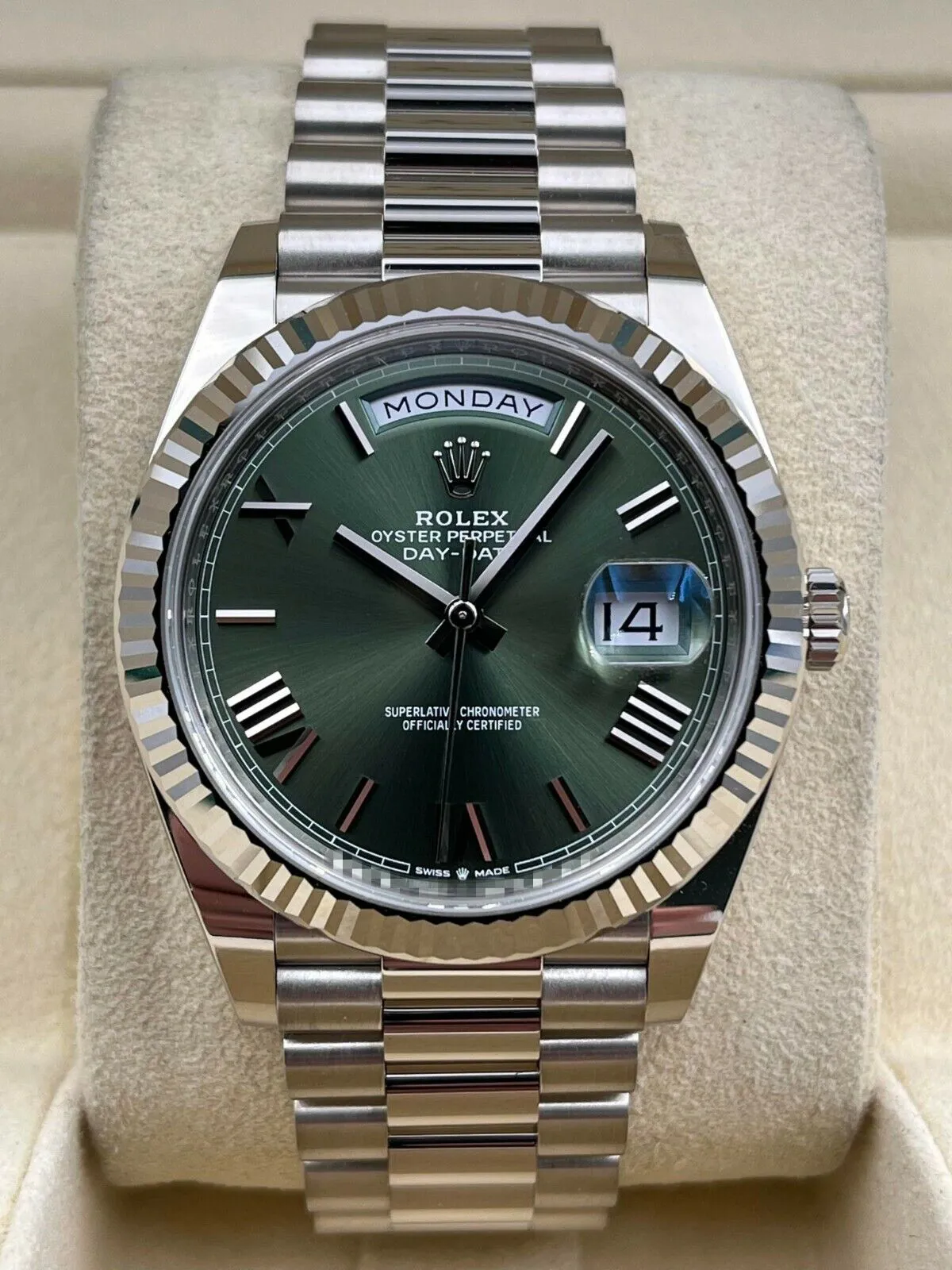 Rolex Day-Date 40 228239 40mm White gold Green