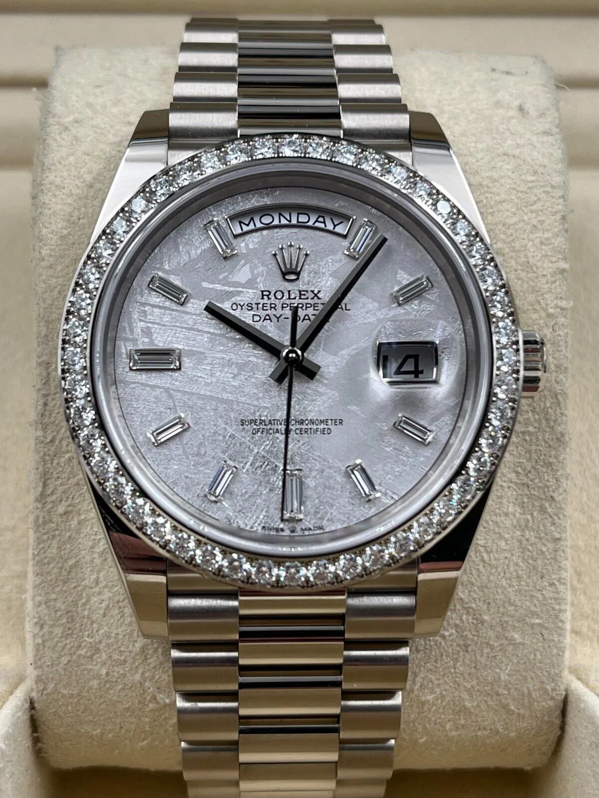 Rolex Day-Date 40 228349RBR 40mm White gold Silver