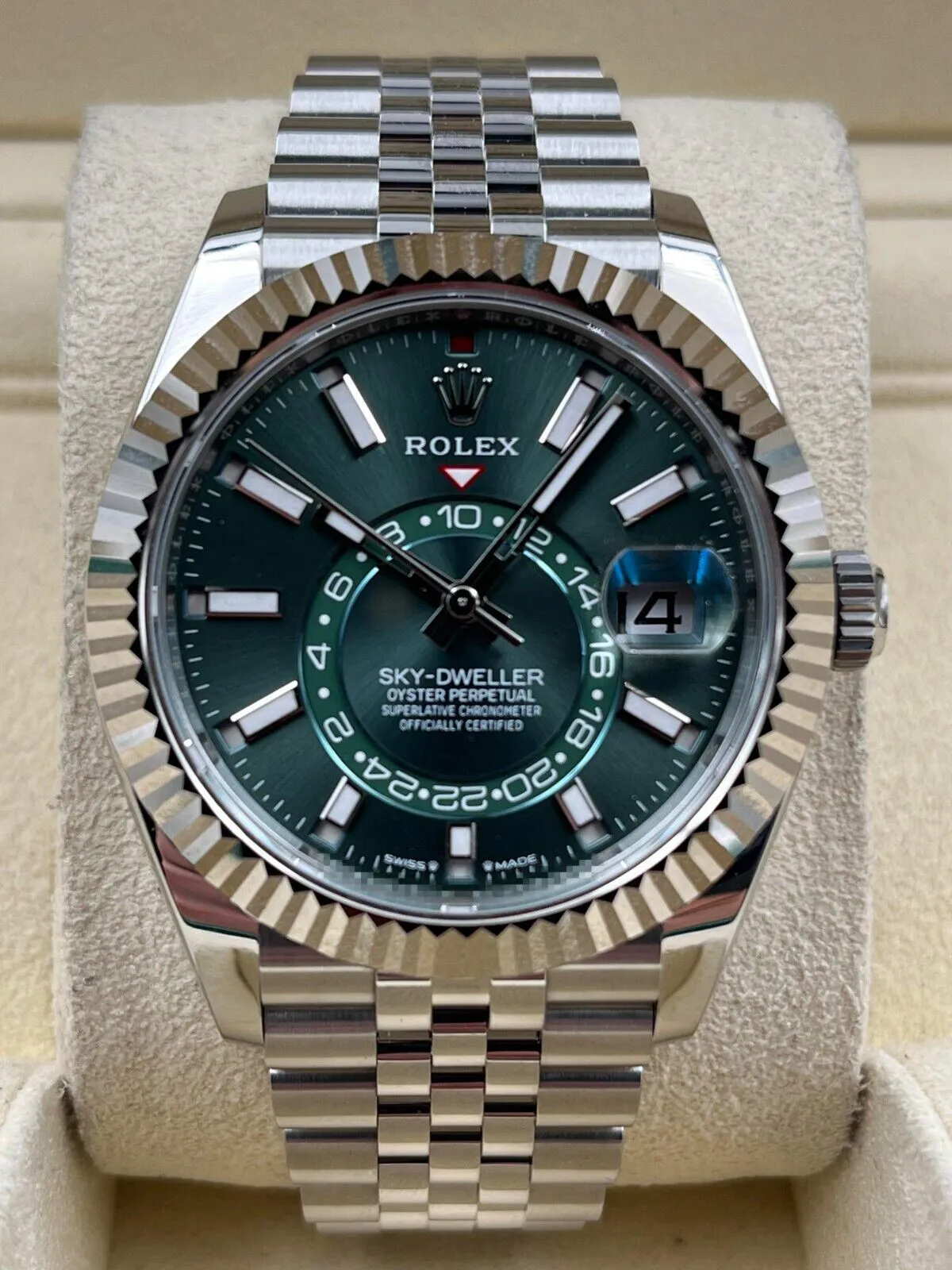 Rolex Sky-Dweller 336934 42mm Stainless steel Green