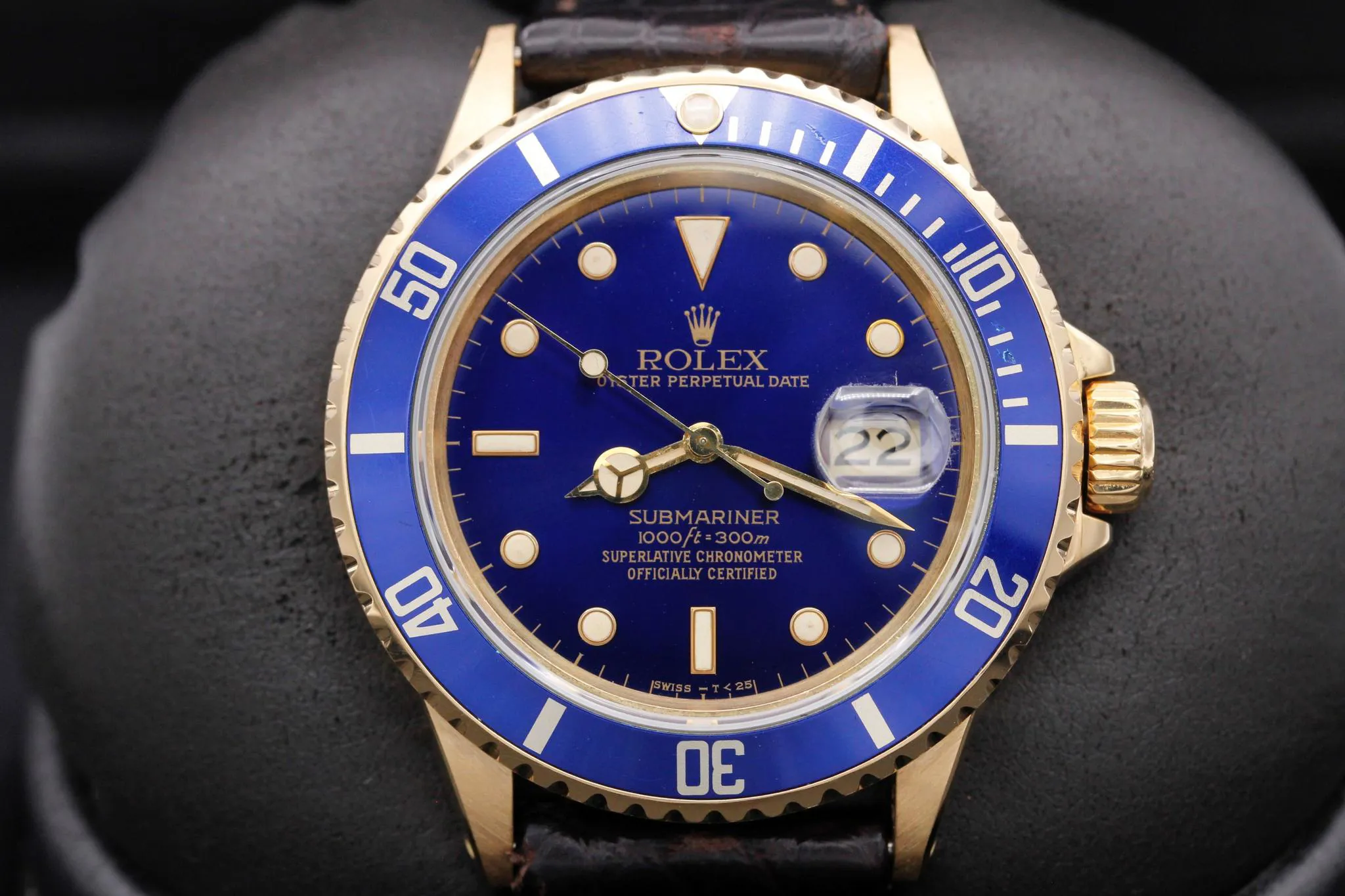 Rolex Submariner 16808 40mm Yellow gold Violet