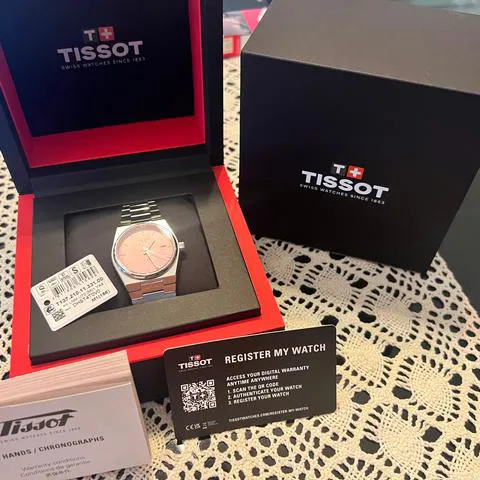 Tissot T-Classic T137.210.11.331.00 35mm Stainless steel Pink