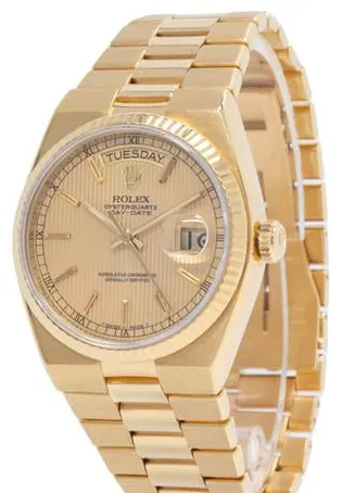 Rolex Day-Date Oysterquartz 19018 36mm Yellow gold Champagne