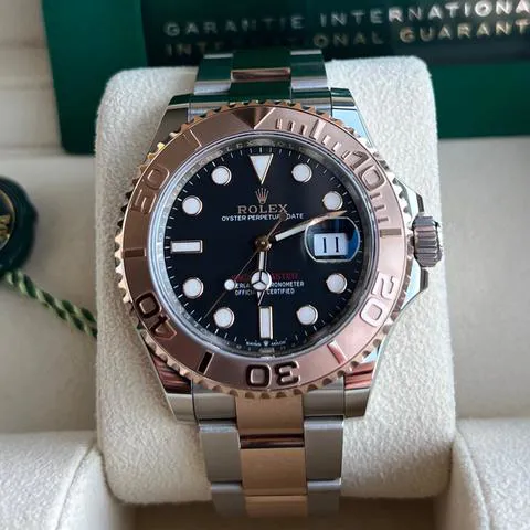 Rolex Yacht-Master 40 126621 40mm Yellow gold and Stainless steel Black