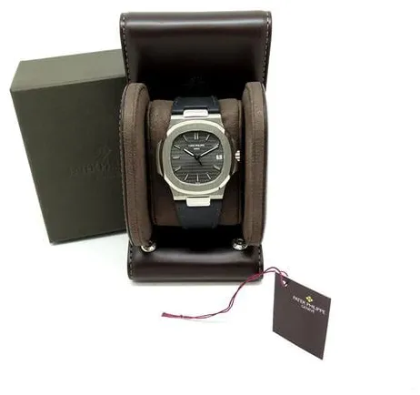 Patek Philippe Nautilus 5711G 40mm White gold Gray 1