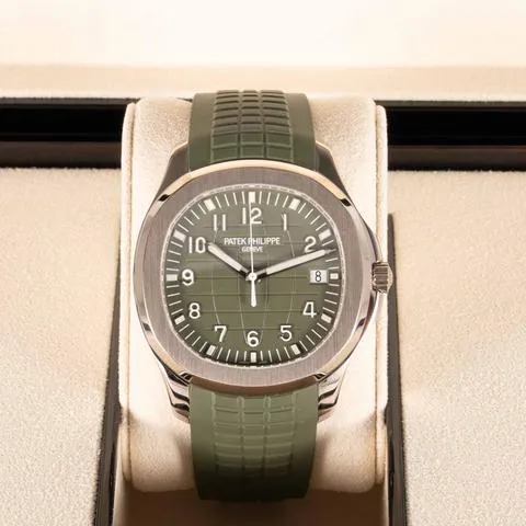 Patek Philippe Aquanaut 5168G-010 42mm White gold Green 3