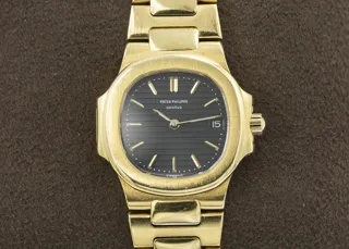 Patek Philippe Nautilus 4700 Yellow gold Black