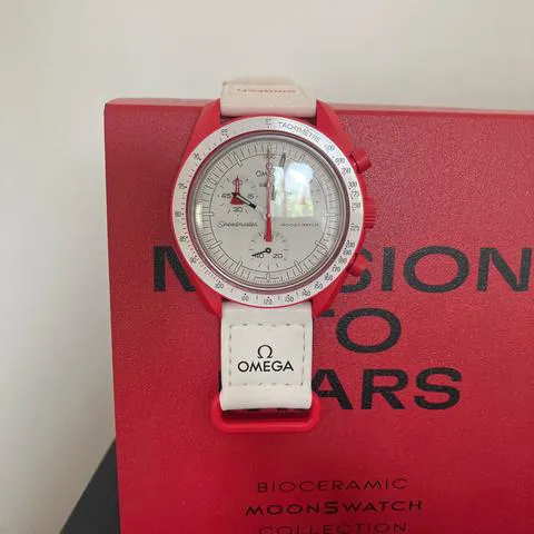 Swatch Moonswatch SO33R100 42mm Ceramic White