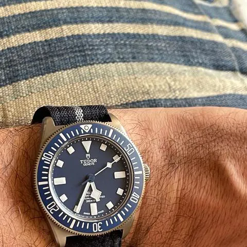 Tudor Pelagos 25707B/21 42mm Titanium Blue 2