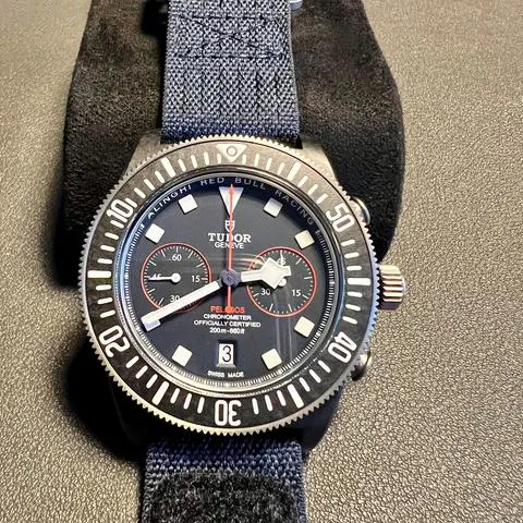 Tudor Pelagos M25807KN-0001 43mm Carbon fiber Blue 10