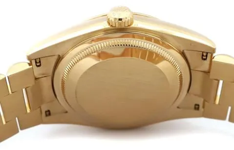 Rolex Day-Date 36 118338 36mm Yellow gold Mother-of-pearl 7