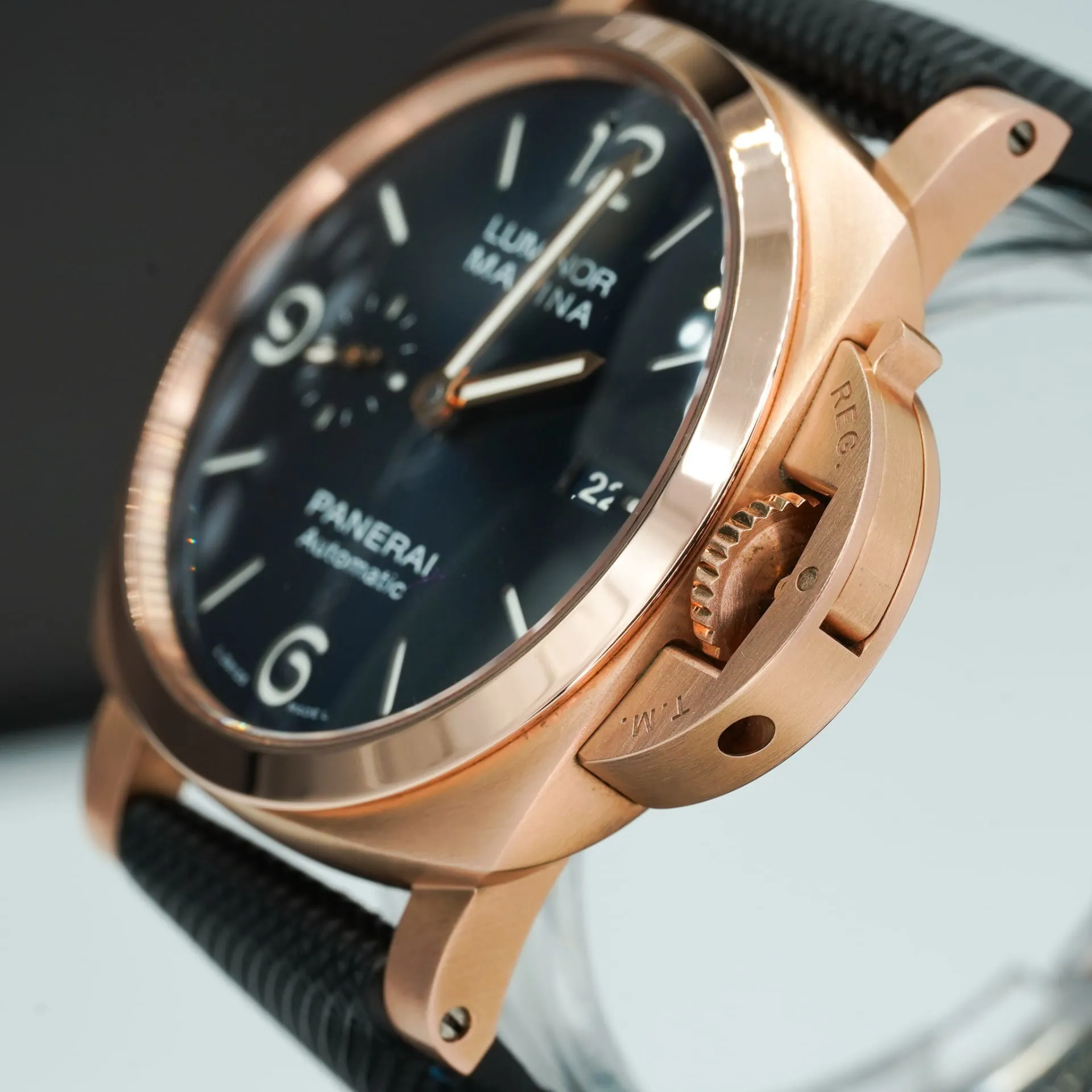 Panerai Luminor Marina PAM 01112 44mm Rose gold Blue 1