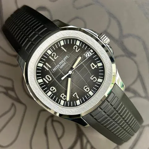 Patek Philippe Aquanaut 5167A-001 40mm Stainless steel Black