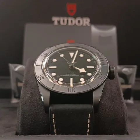 Tudor Black Bay 79210CNU 41mm Ceramic Black 7