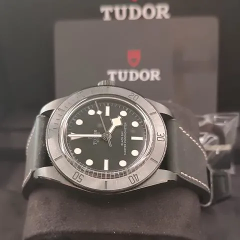 Tudor Black Bay 79210CNU 41mm Ceramic Black 8