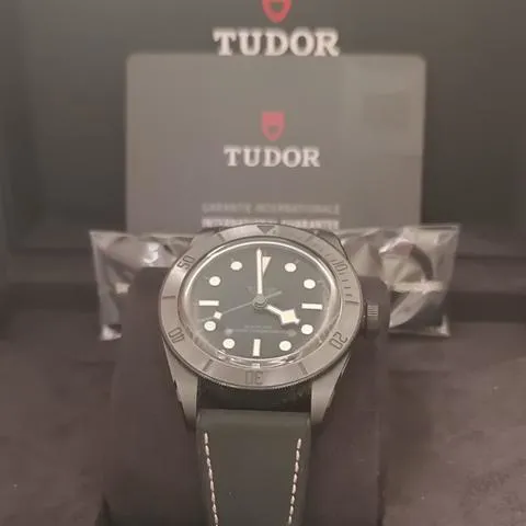 Tudor Black Bay 79210CNU 41mm Ceramic Black 12