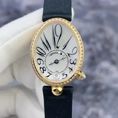 Breguet Reine de Naples 8918BA/58/864 29mm Yellow gold Mother-of-pearl