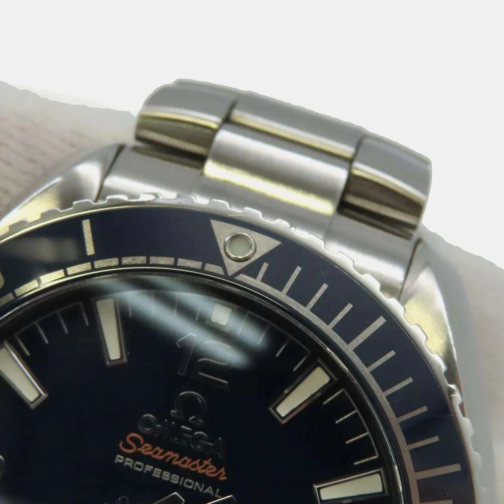 Omega Seamaster Planet Ocean 215.30.44.21.03.001 43.5mm Stainless steel Blue 3