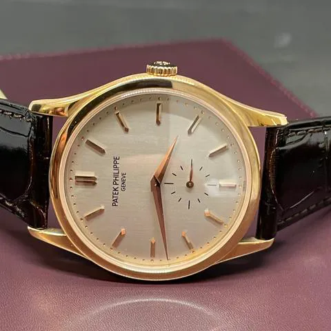 Patek Philippe Calatrava 5196R-001 37mm Rose gold Silver 3