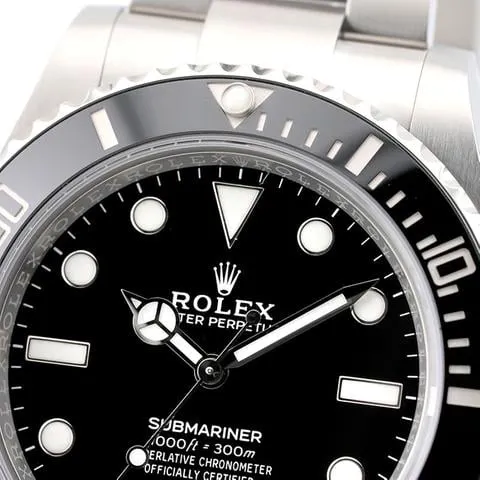 Rolex Submariner (No Date) 41 124060 41mm Stainless steel Black 10