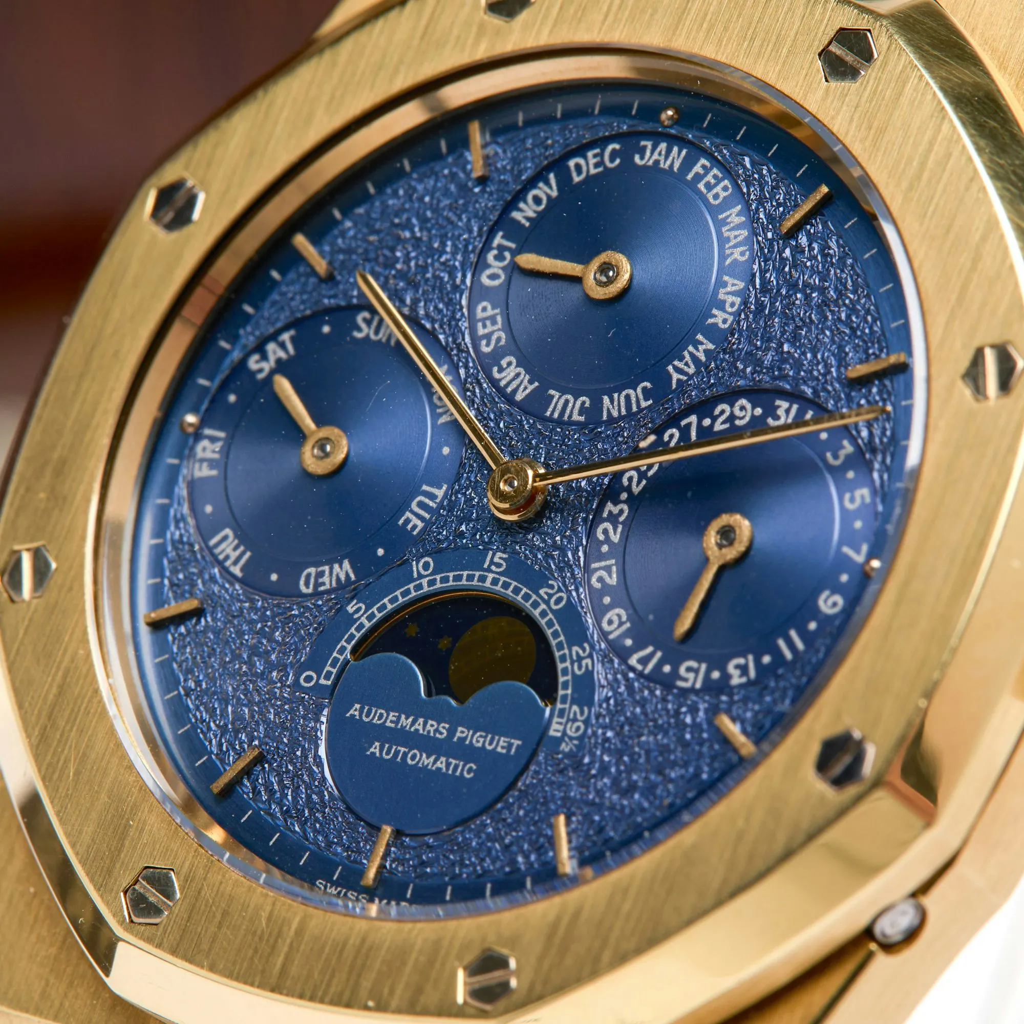 Audemars Piguet Royal Oak 25654BA.OO.0944BA.02 39mm Yellow gold Blue 5