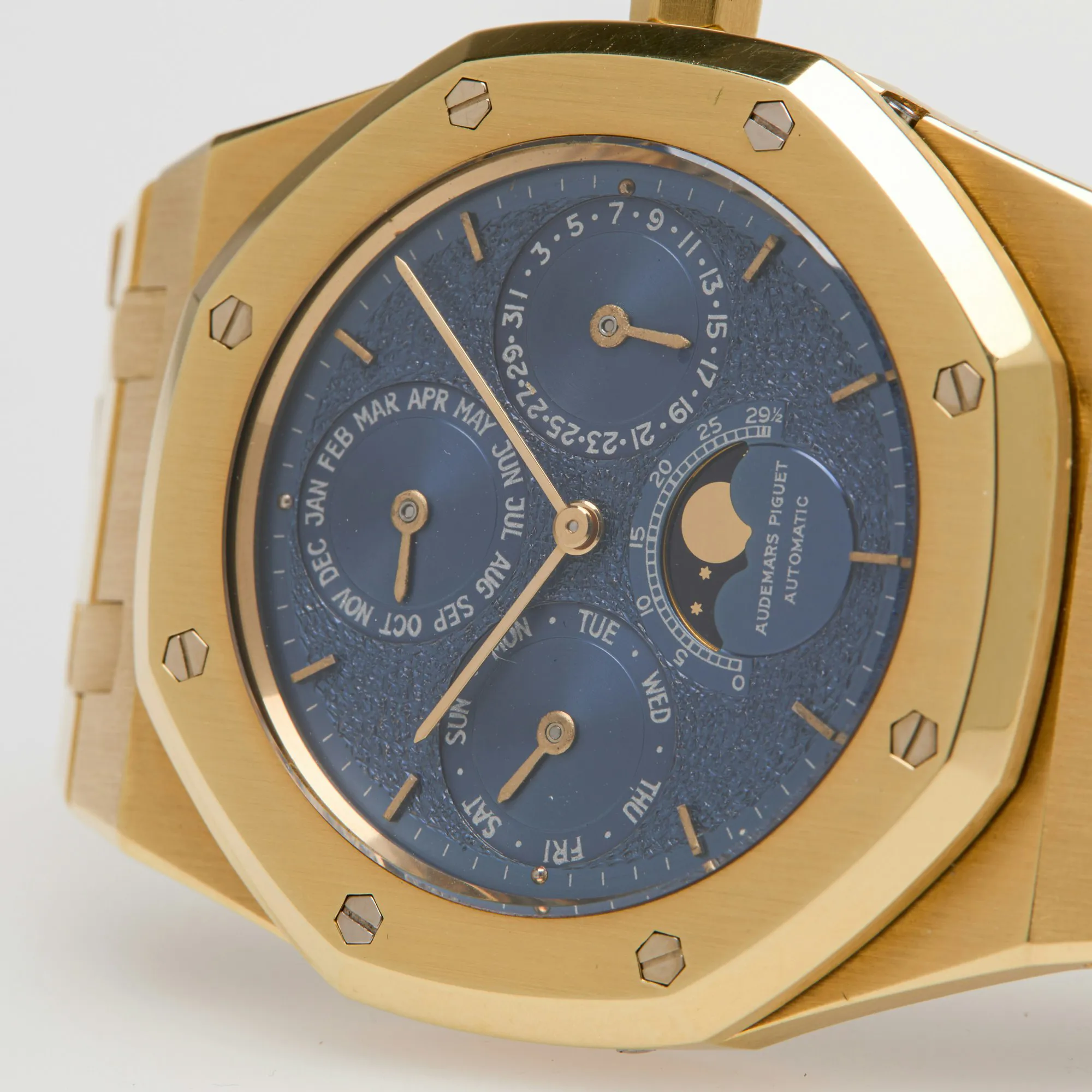 Audemars Piguet Royal Oak 25654BA.OO.0944BA.02 39mm Yellow gold Blue 8