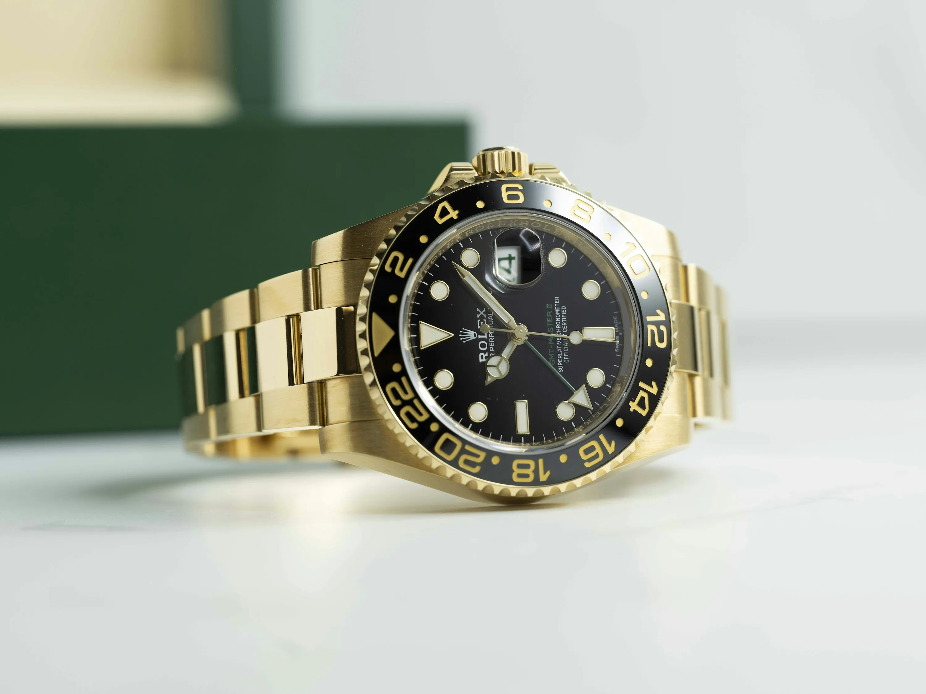 Rolex GMT-Master II 116718LN 40mm Yellow gold Black