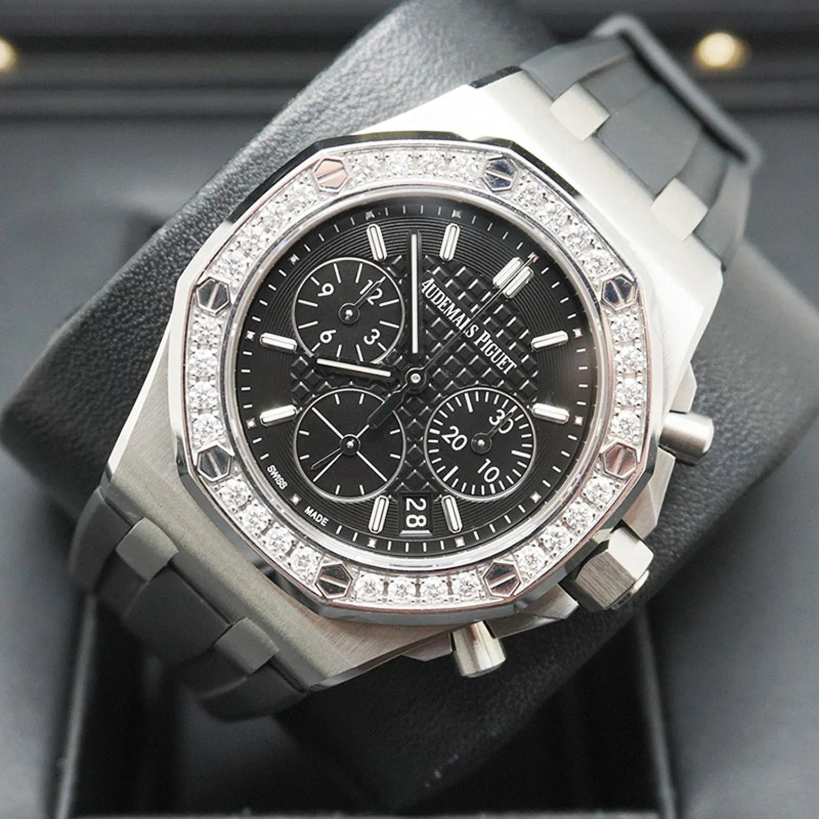 Audemars Piguet Royal Oak Offshore 26231ST.ZZ.D002CA.01 37mm Stainless steel Black 1