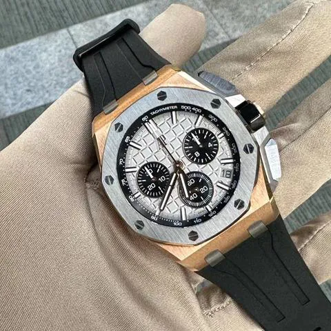 Audemars Piguet Royal Oak Offshore Chronograph 26420OI.OO.A015VE.01 43mm Rose gold Gray 3