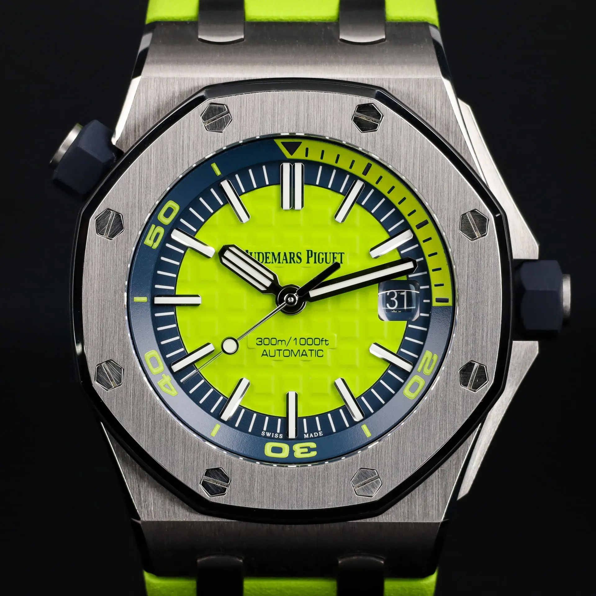 Audemars Piguet Royal Oak Offshore Diver 15710ST.OO.A038CA.01 42mm Stainless steel Green 1