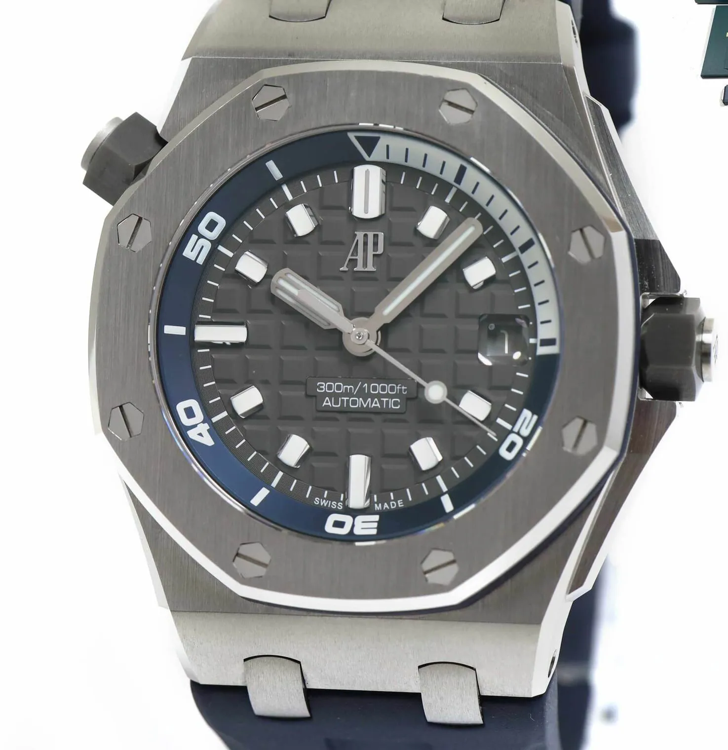 Audemars Piguet Royal Oak Offshore Diver 15720ST.OO.A009CA.01 42mm Stainless steel Gray