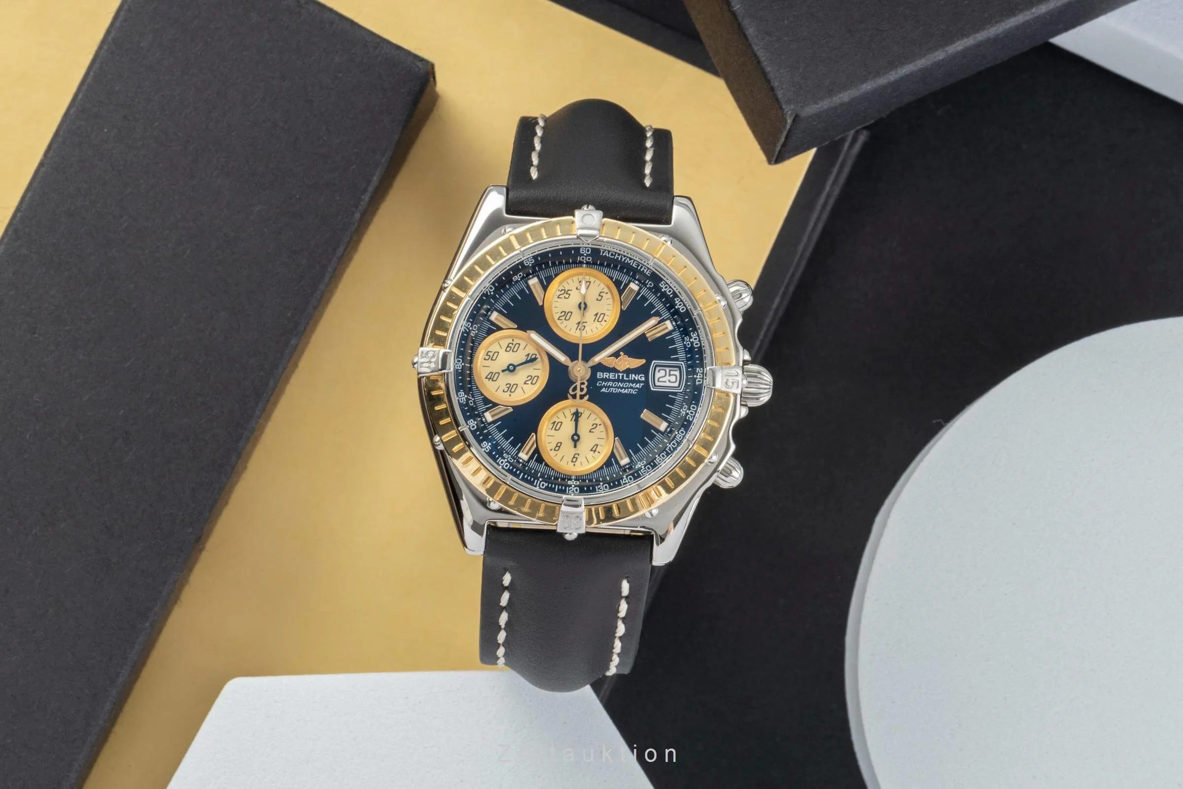 Breitling Chronomat D13050.1 39mm Yellow gold and Stainless steel Black 2