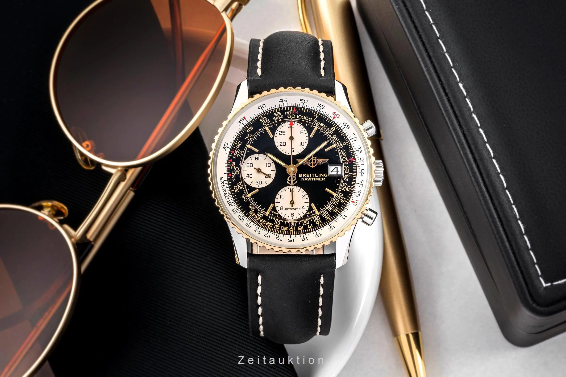 Breitling Navitimer D13022 41.5mm Yellow gold and Stainless steel Black 1