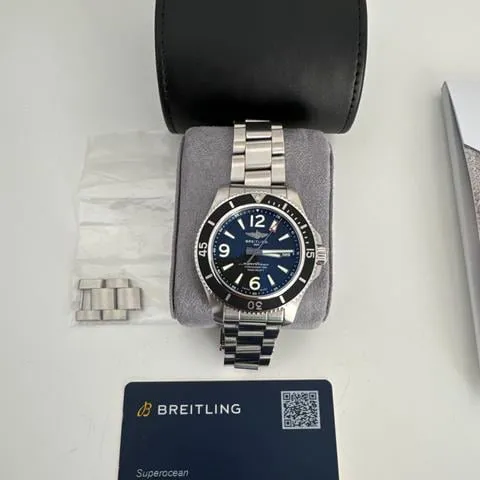 Breitling Superocean A17366 42mm Stainless steel Black