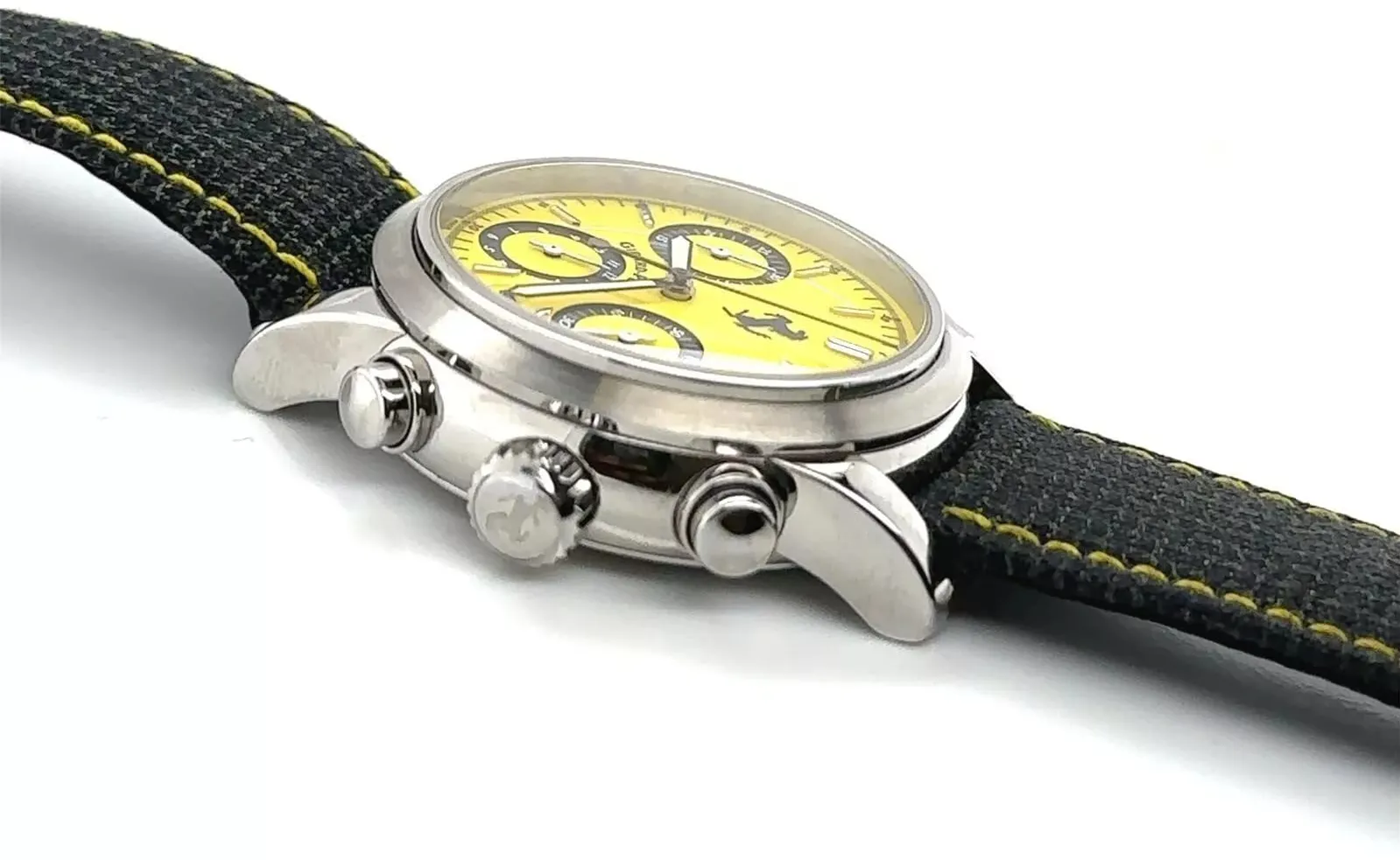 Girard-Perregaux Ferrari 8020 38mm Stainless steel Yellow 1