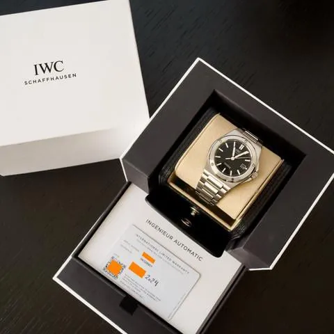 IWC Ingenieur Automatic IW328901 40mm Stainless steel Black